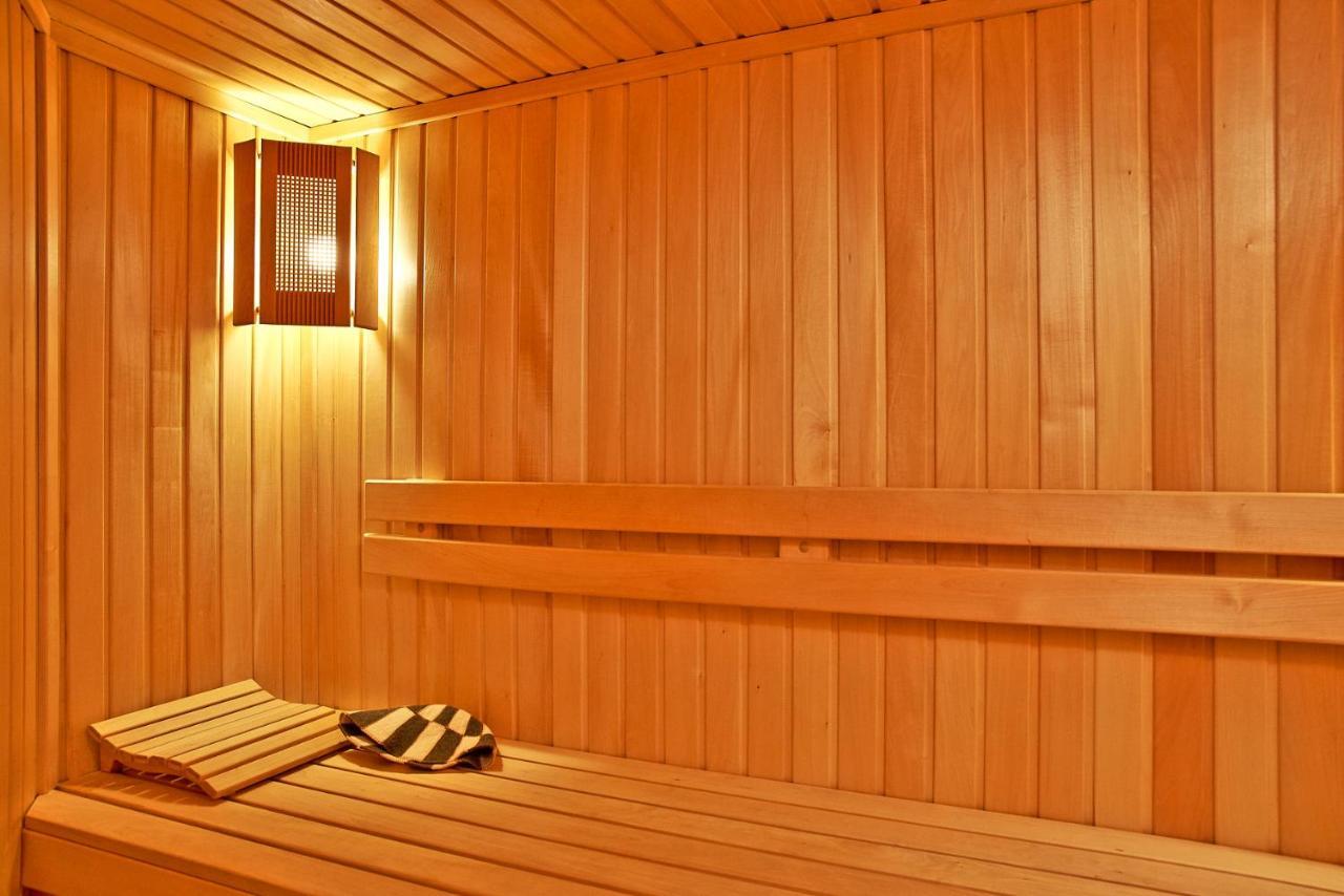 Sauna, Big Jacuzzi , Khreshchatyk Apartments เคียฟ ภายนอก รูปภาพ
