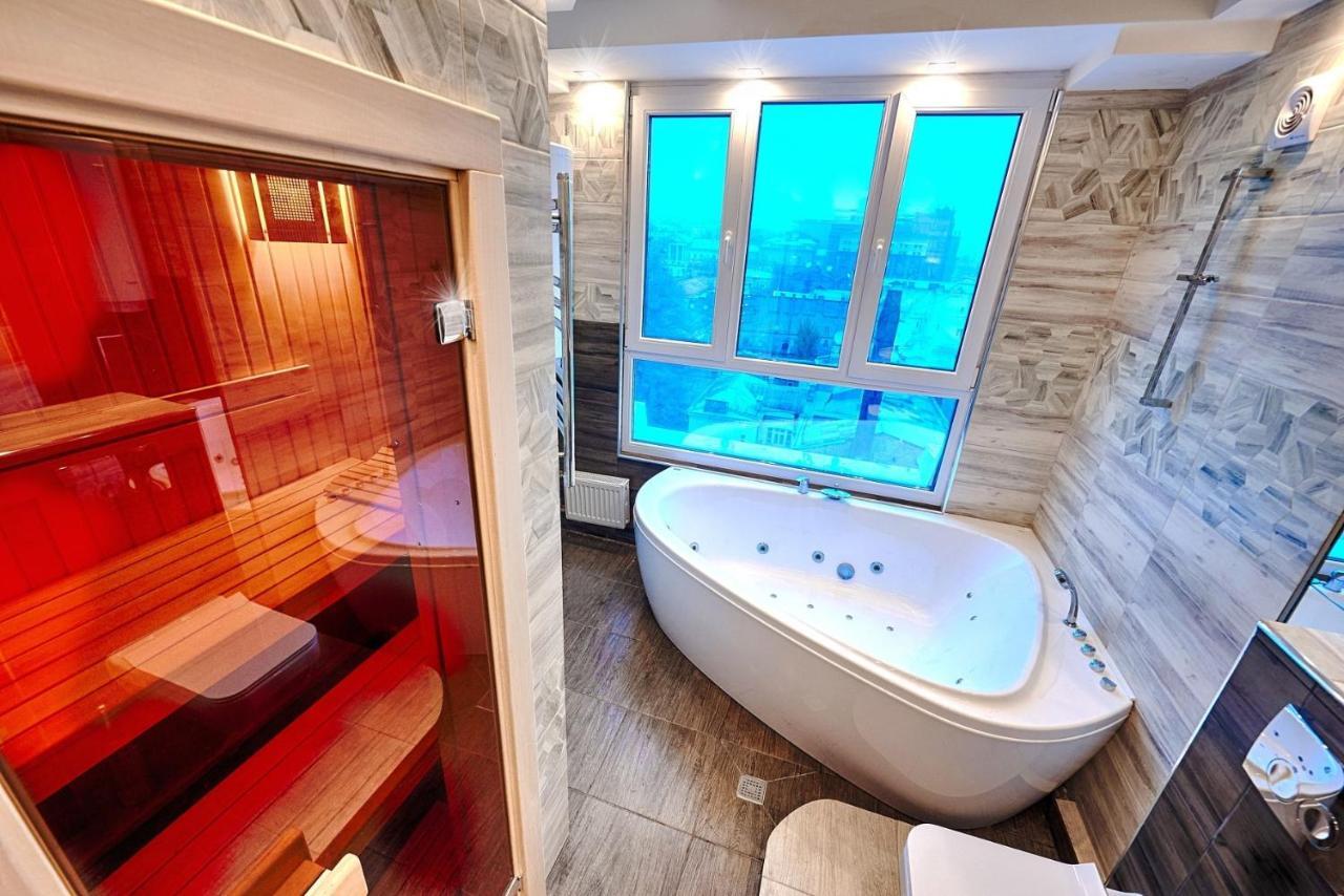 Sauna, Big Jacuzzi , Khreshchatyk Apartments เคียฟ ภายนอก รูปภาพ