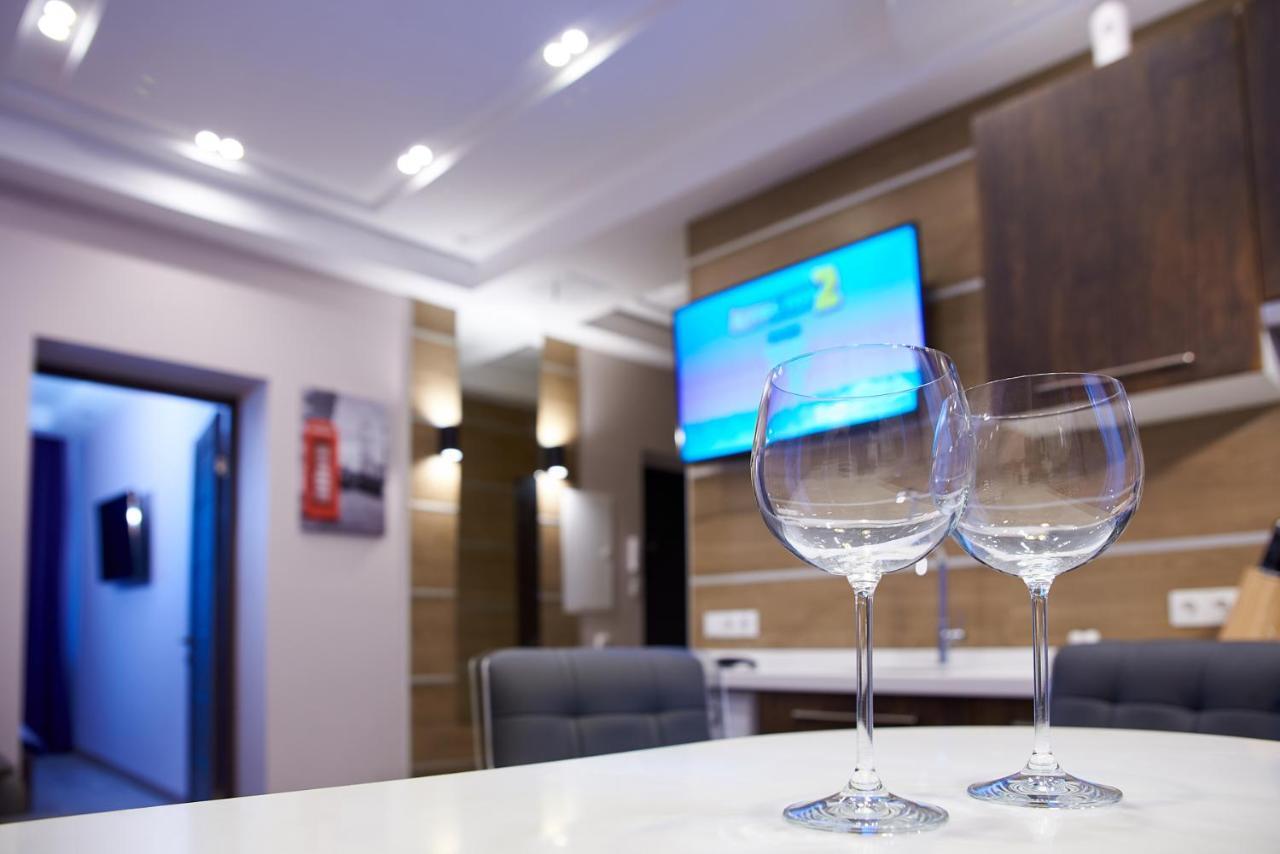 Sauna, Big Jacuzzi , Khreshchatyk Apartments เคียฟ ภายนอก รูปภาพ